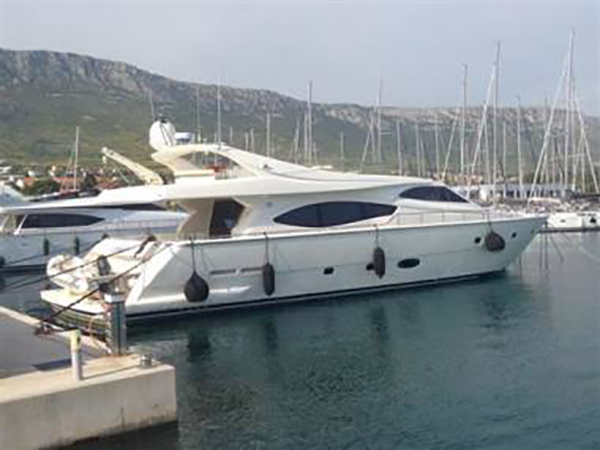 yachts and service ferretti 760